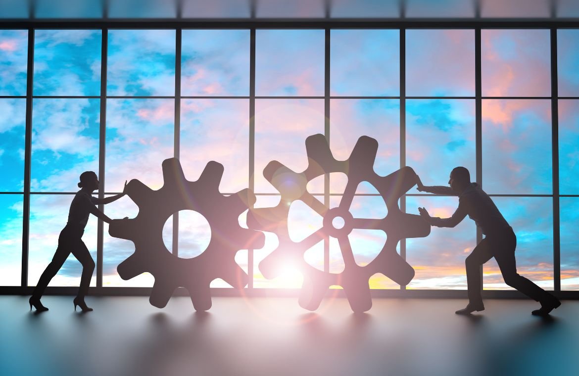 <strong>Ile trwa przeprowadzka? – Praktyczny przewodnik od ekspertów HomeTrans</strong>