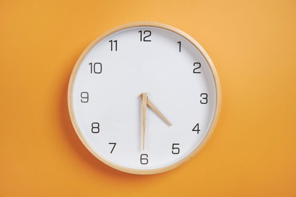 Czas przeprowadzki w zależności od dzielnicy Warszawy – Ile naprawdę trwa relokacja w stolicy?