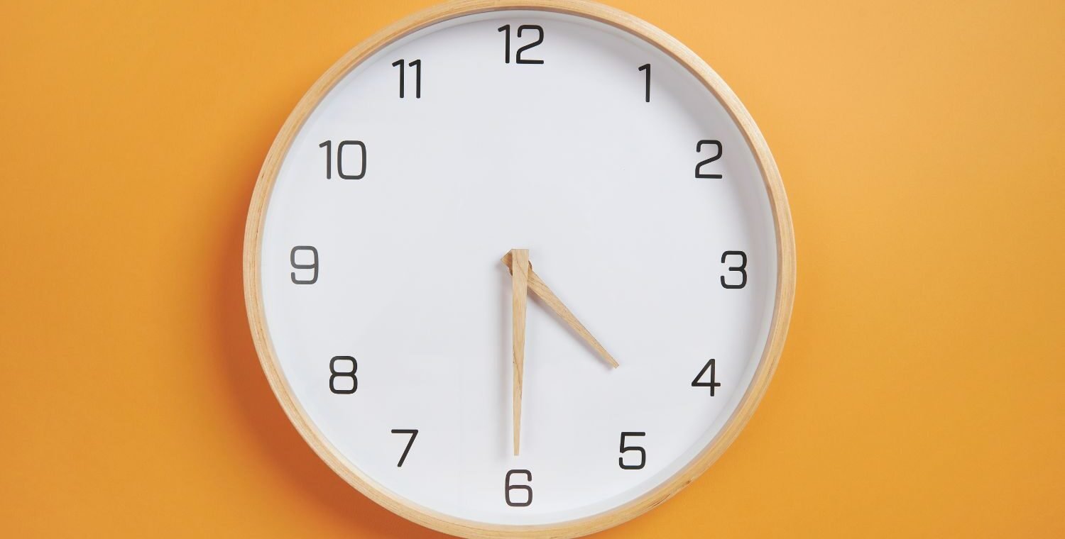 Czas przeprowadzki w zależności od dzielnicy Warszawy – Ile naprawdę trwa relokacja w stolicy?