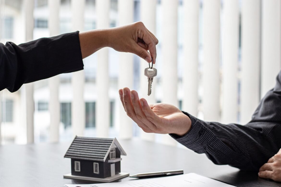 Przeprowadzka na Wynajem – Które Dzielnice Warszawy Są Najpopularniejsze Wśród Najemców?