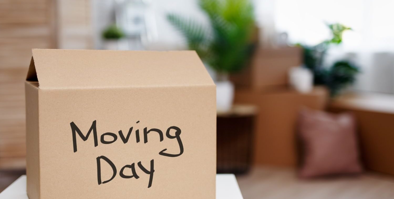 <strong>Ile czasu wcześniej trzeba zacząć organizować i planować przeprowadzkę? Pełny harmonogram i checklista</strong>